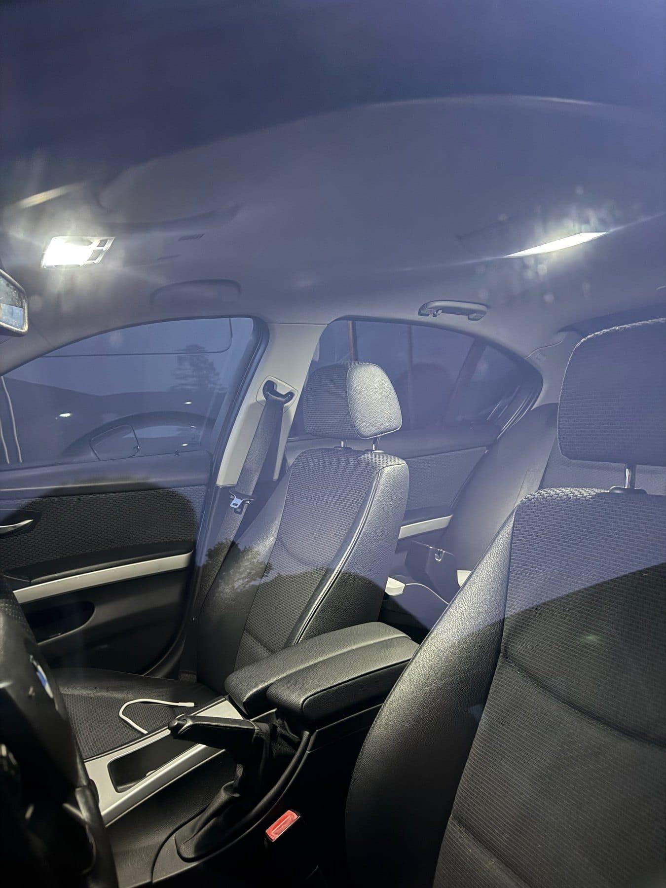Luzes interiores LED brancas